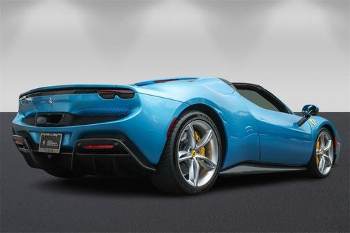 2024 Ferrari 296 GTS Base