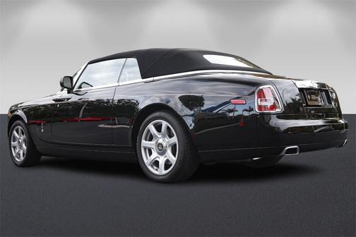 2010 Rolls-Royce Phantom Drophead Coupe 