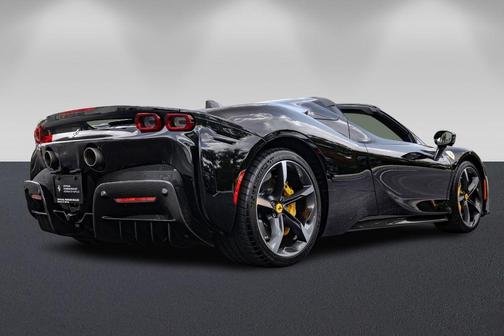 2024 Ferrari SF90 Spider 