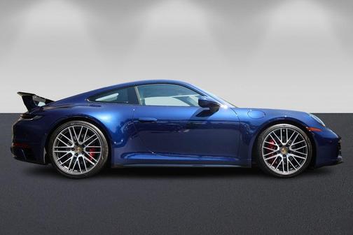 Gentian Blue Metallic 2024 Porsche 911 Carrera S