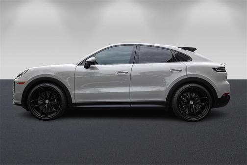 2024 Porsche Cayenne Turbo GT