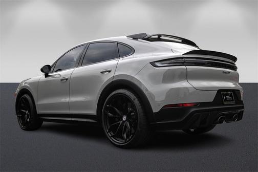 2024 Porsche Cayenne Turbo GT