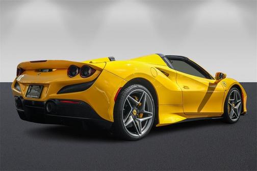 2022 Ferrari F8 Spider 