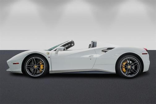 2017 Ferrari 488 Spider Base