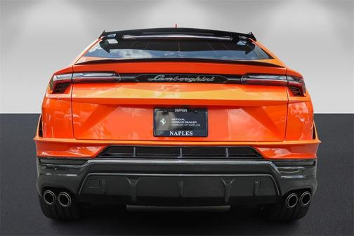 2024 Lamborghini Urus Performante