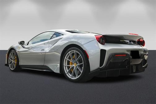 2020 Ferrari 488 Pista Base