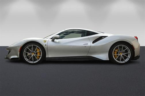 2020 Ferrari 488 Pista Base