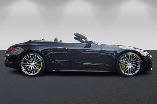 2022 Mercedes-Benz AMG SL 63 
