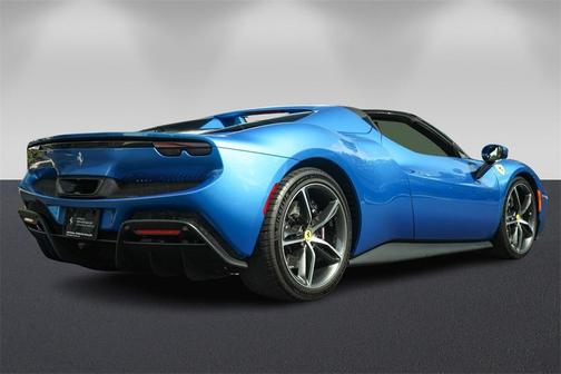 2024 Ferrari 296 GTS Base
