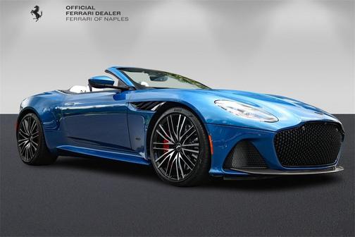 2022 Aston Martin DBS Superleggera Volante