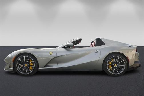 2023 Ferrari 812 GTS