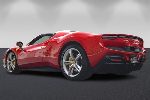 2025 Ferrari 296 GTS Base