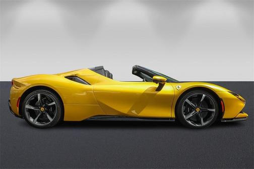 2024 Ferrari SF90 Spider