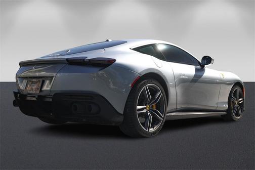 2022 Ferrari Roma 