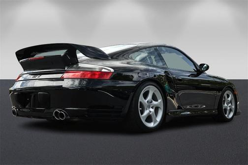 2003 Porsche 911 GT2