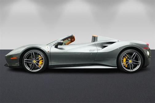 2018 Ferrari 488 Spider Base
