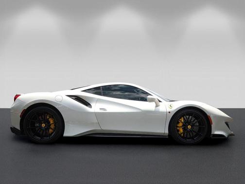 Bianco Avus 2019 Ferrari 488 Pista