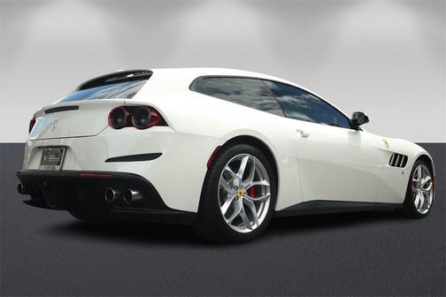 2018 Ferrari GTC4Lusso T