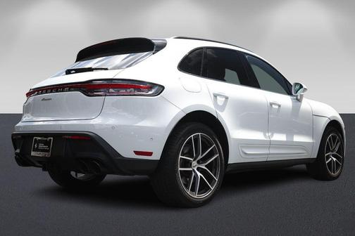 2024 Porsche Macan 