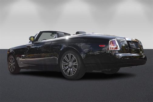 2010 Rolls-Royce Phantom Drophead Coupe Base