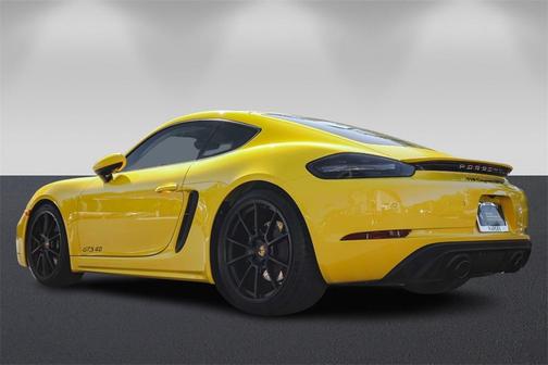 2025 Porsche 718 Cayman GTS 4.0