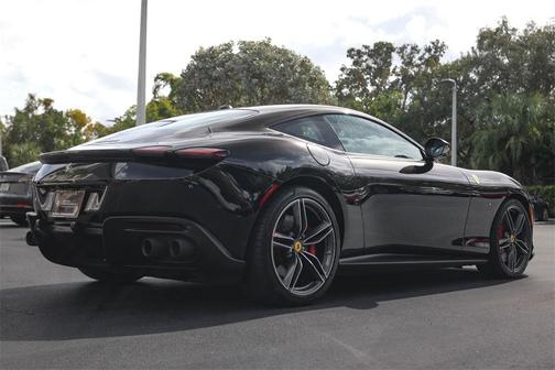 2022 Ferrari Roma 