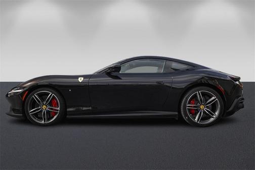 2022 Ferrari Roma Base