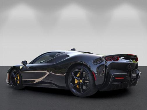 Nero Daytona Metallic 2023 Ferrari SF90 Stradale