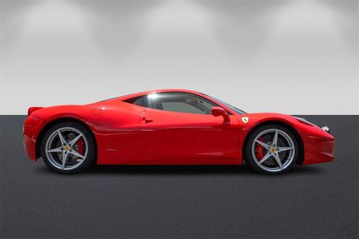 2010 Ferrari 458 Italia Base