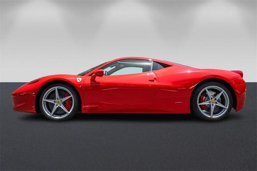 2010 Ferrari 458 Italia Base