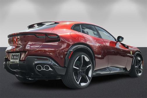 2025 Ferrari Purosangue 