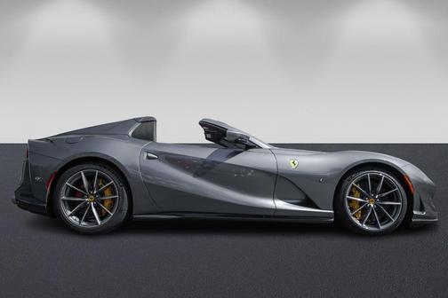 2023 Ferrari 812 GTS 