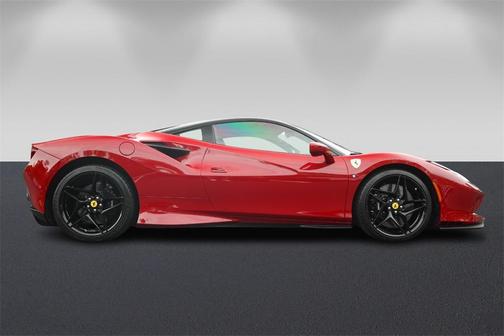 2021 Ferrari F8 Tributo Base