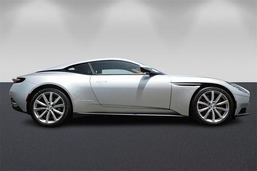 2018 Aston Martin DB11 V8