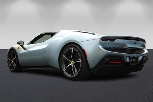 2024 Ferrari 296 GTS Base