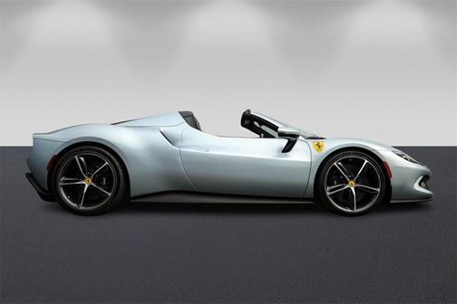 2024 Ferrari 296 GTS Base