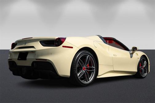 2018 Ferrari 488 Spider Base