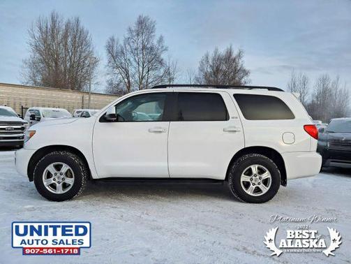 2016 Toyota Sequoia SR5