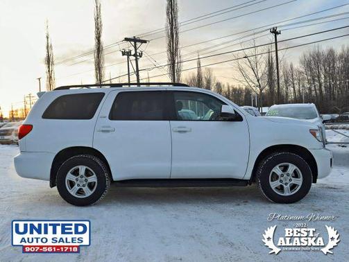 2016 Toyota Sequoia SR5