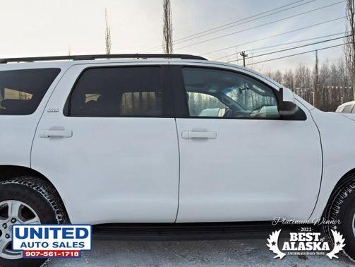 2016 Toyota Sequoia SR5