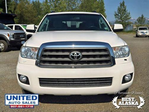 2016 Toyota Sequoia SR5