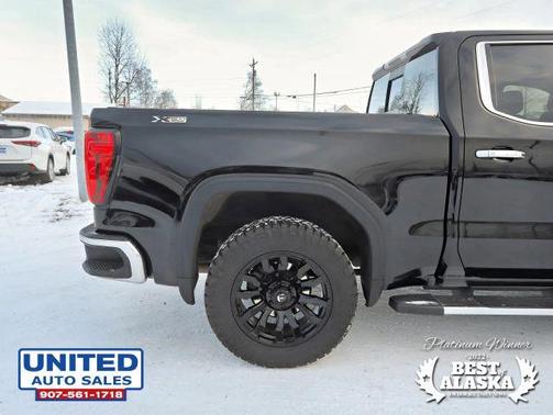 2021 GMC Sierra 1500 SLT