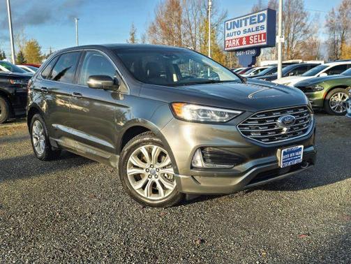 2019 Ford Edge Titanium