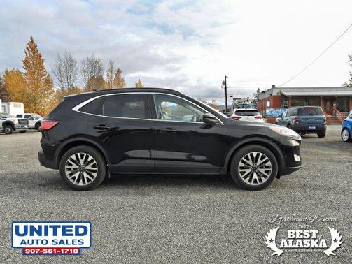 2020 Ford Escape Titanium