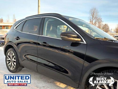 2020 Ford Escape Titanium