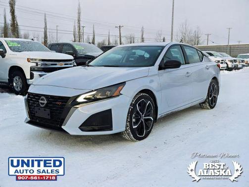 2025 Nissan Altima SR