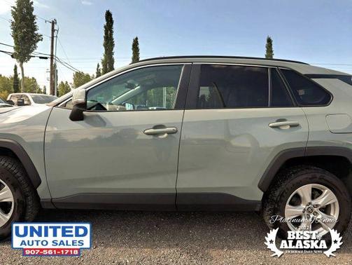 2021 Toyota RAV4 XLE