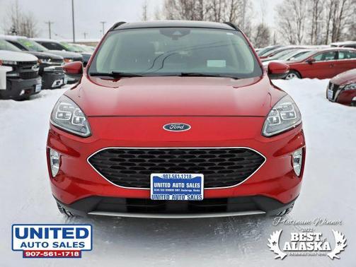 2020 Ford Escape Titanium