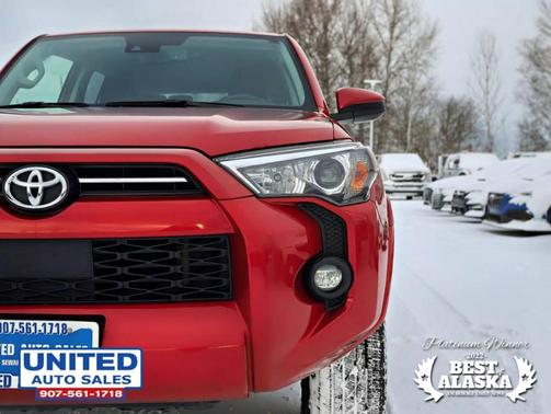 2022 Toyota 4Runner SR5
