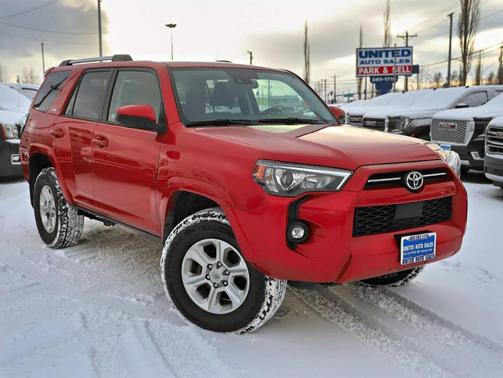 2022 Toyota 4Runner SR5